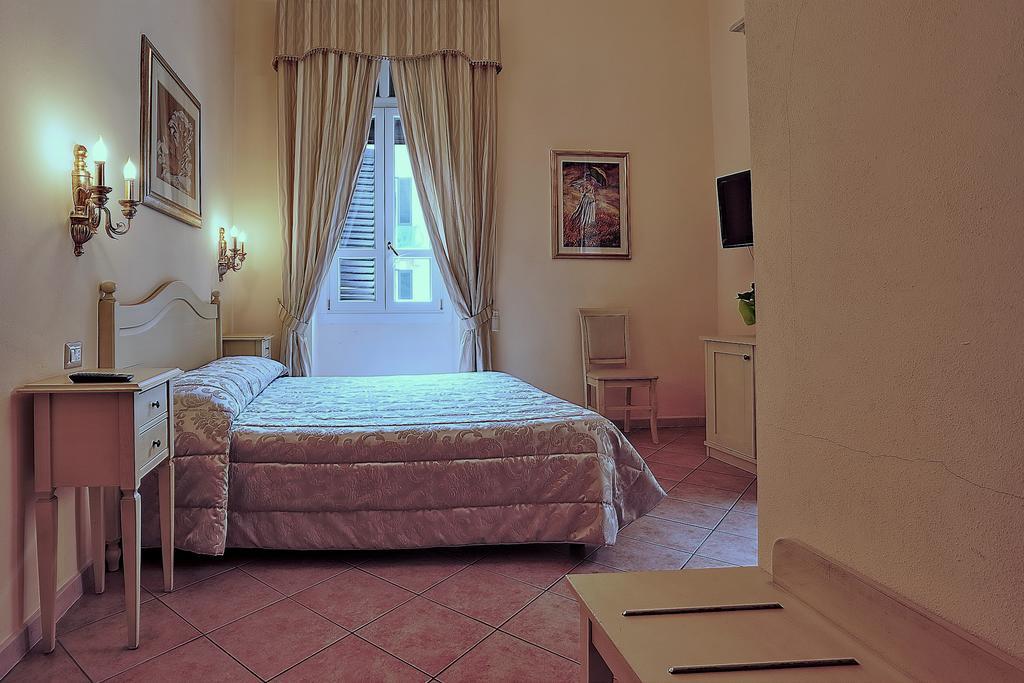 Chiaro Di Luna Viale Italia Sassari Exterior foto